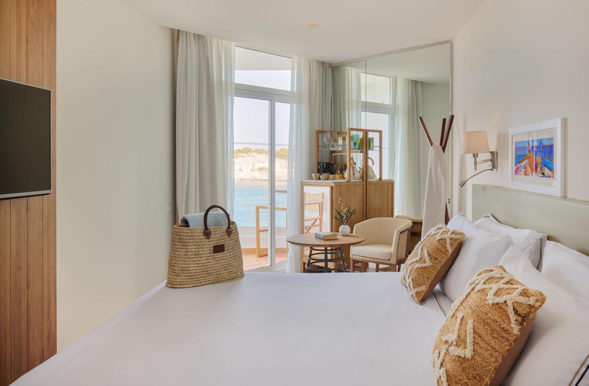 Habitación Supreme con vistas a Cala Galdana
